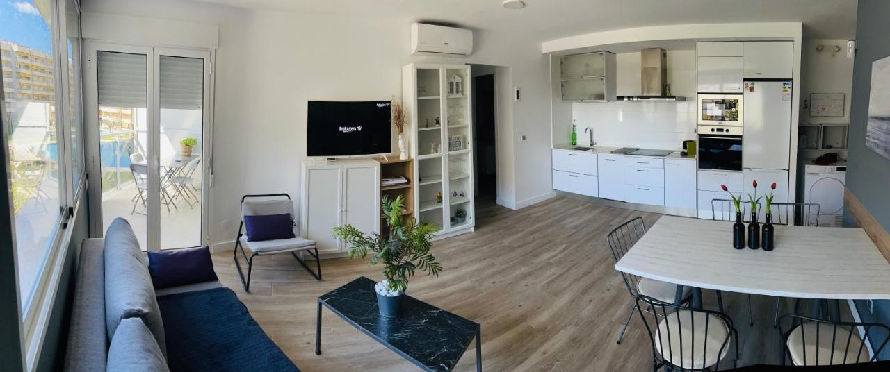 Delux Apartament Салоу Екстериор снимка