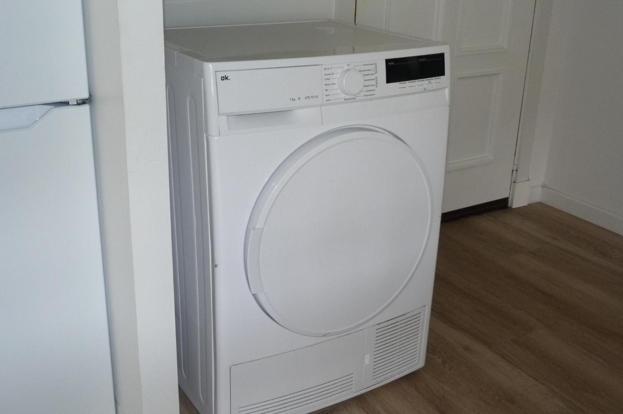 Delux Apartament Салоу Екстериор снимка