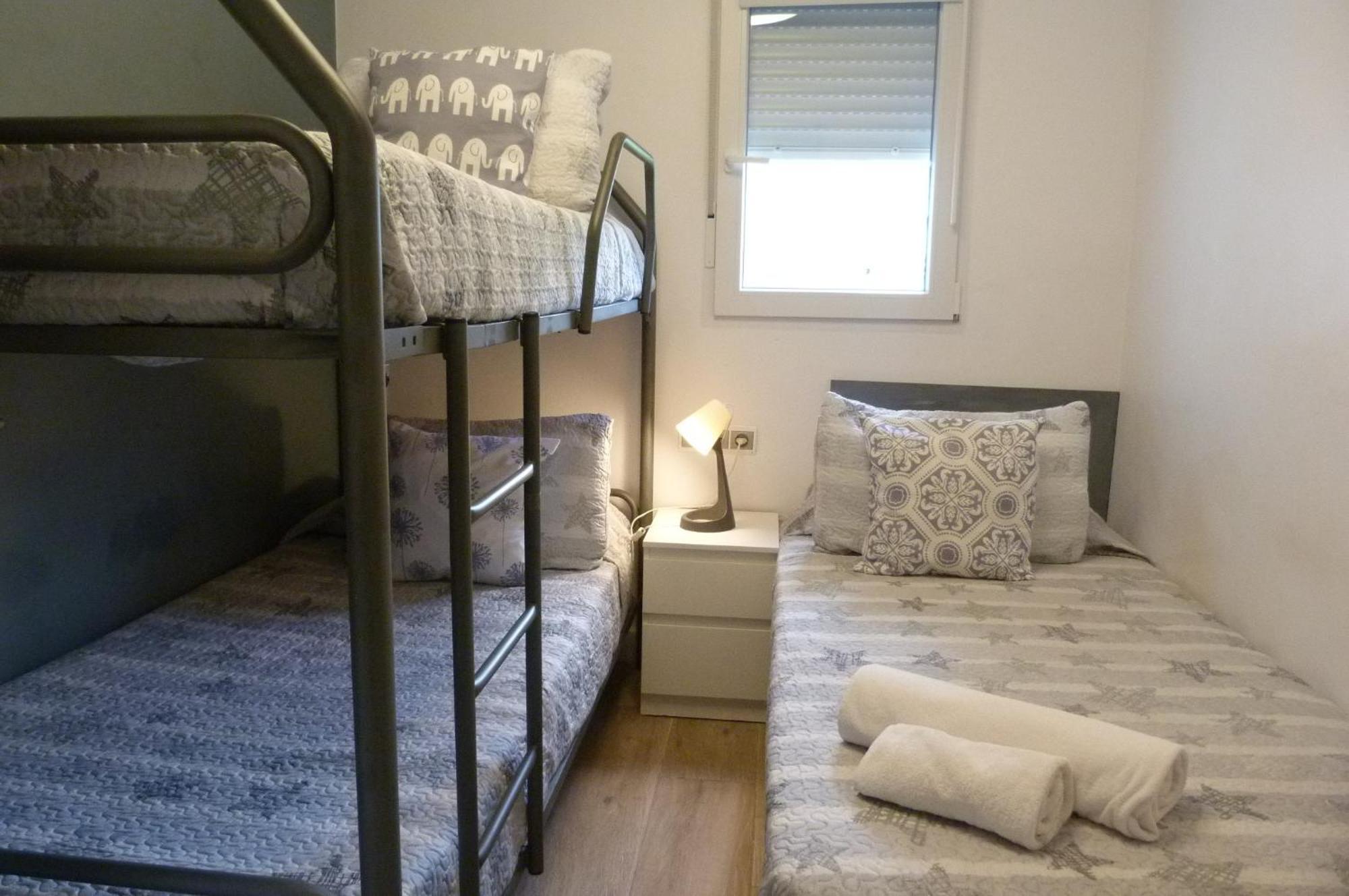 Delux Apartament Салоу Екстериор снимка